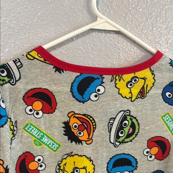 Sesame Street Pajamas NWT Size: Small - Picture 11 of 14